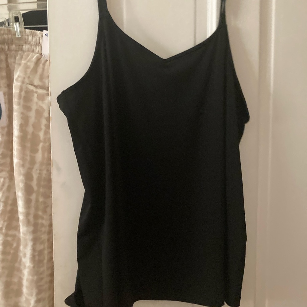 Chicos black v-neck tank top Sz 2 With adjustable straps.